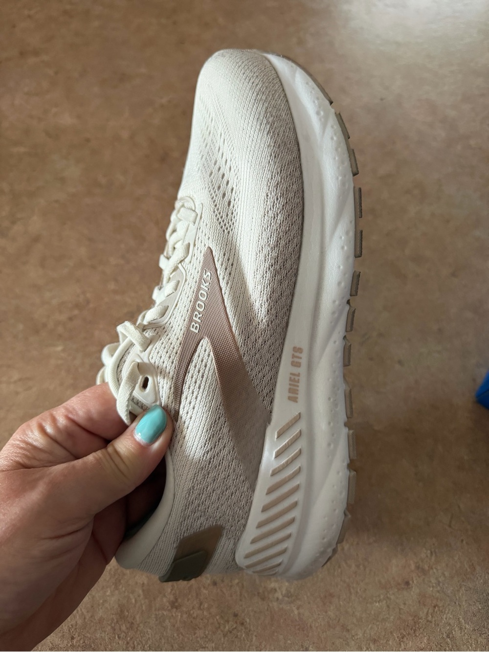 Brooks Ariel GTS 24 Women’s Run/Walk Athletic Shoes 8.5 2E - Picture 6 of 11